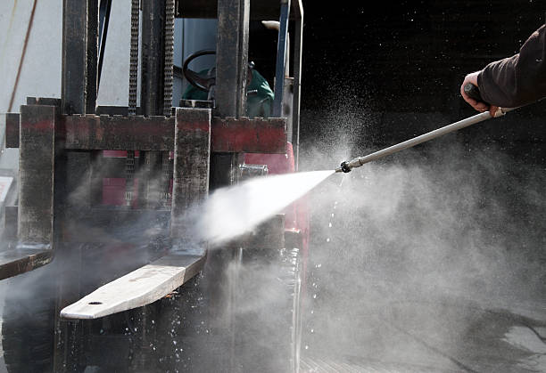 Why Choose Our Certified Pressure Washing Experts for Your Project Needs in Dry Run, OH?